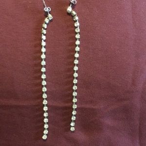 💥3 for $20 - Dangly earrings